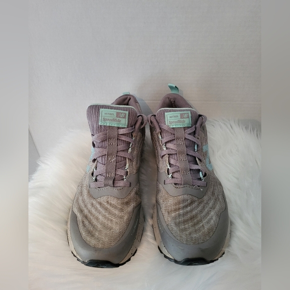 New Balance Tan and Teal Sneakers - Picture 3 of 10